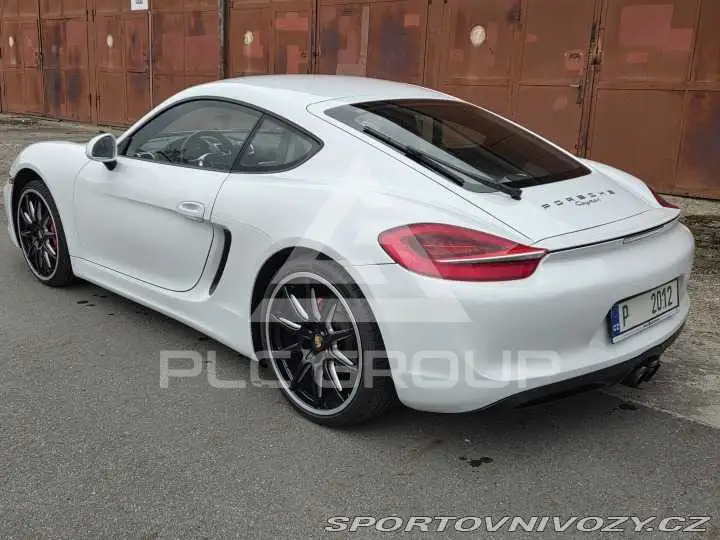 2015 Porsche Cayman