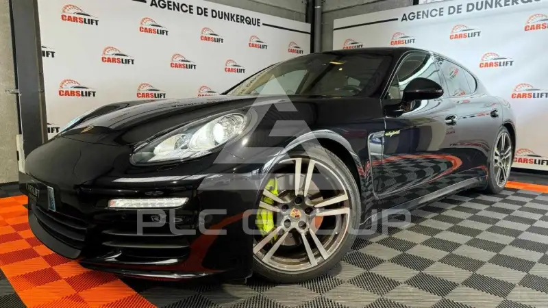 2015 Porsche Panamera