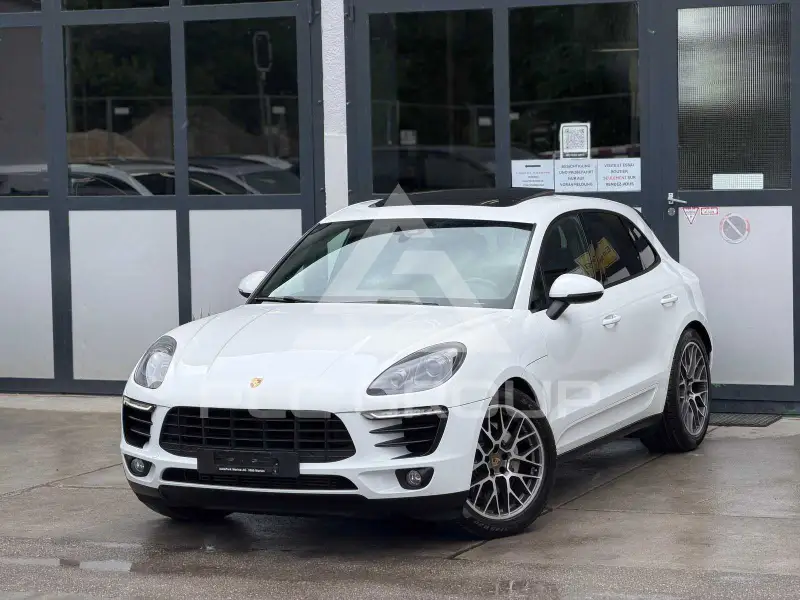 2015 Porsche MACAN