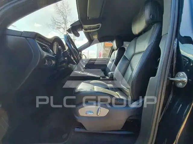 2015 Porsche MACAN
