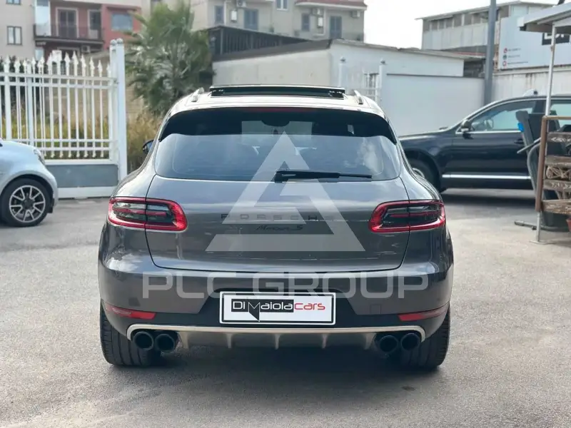 2015 Porsche MACAN