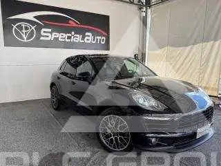 2015 Porsche MACAN