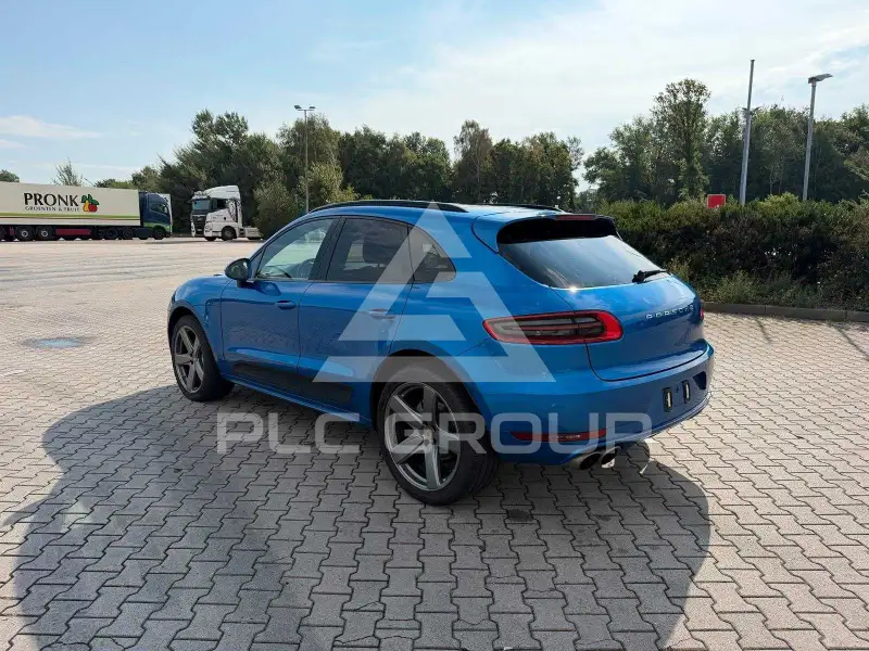 2015 Porsche MACAN