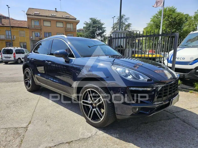 2015 Porsche MACAN