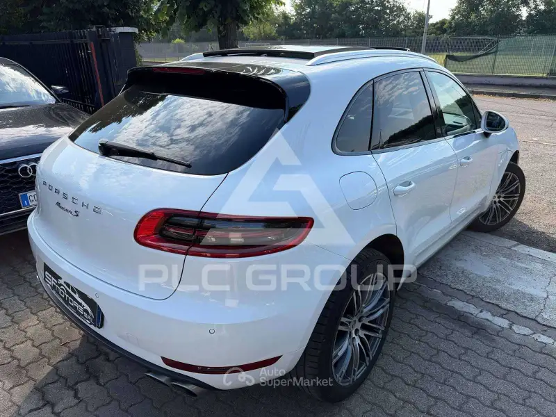 2015 Porsche MACAN