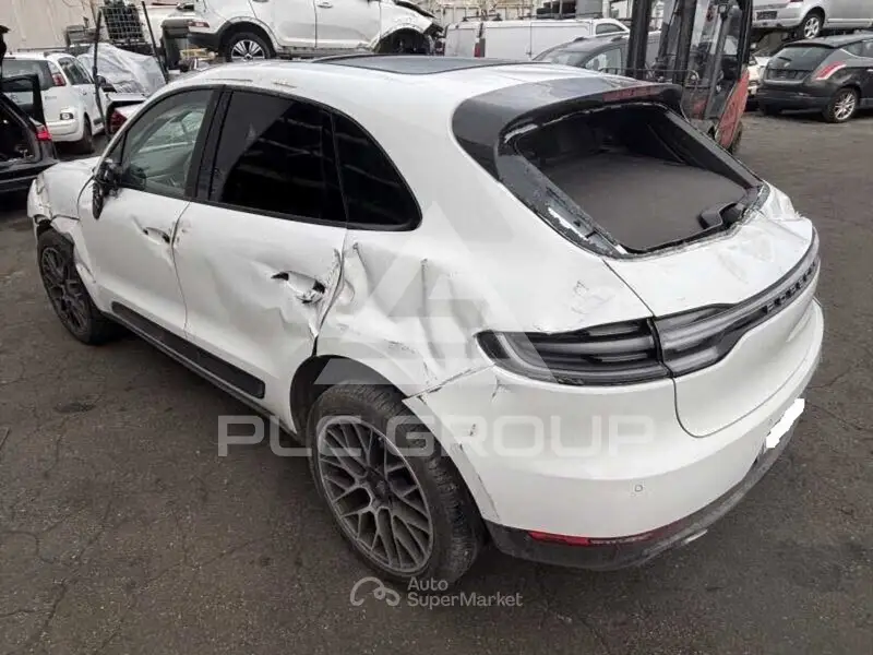 2015 Porsche MACAN