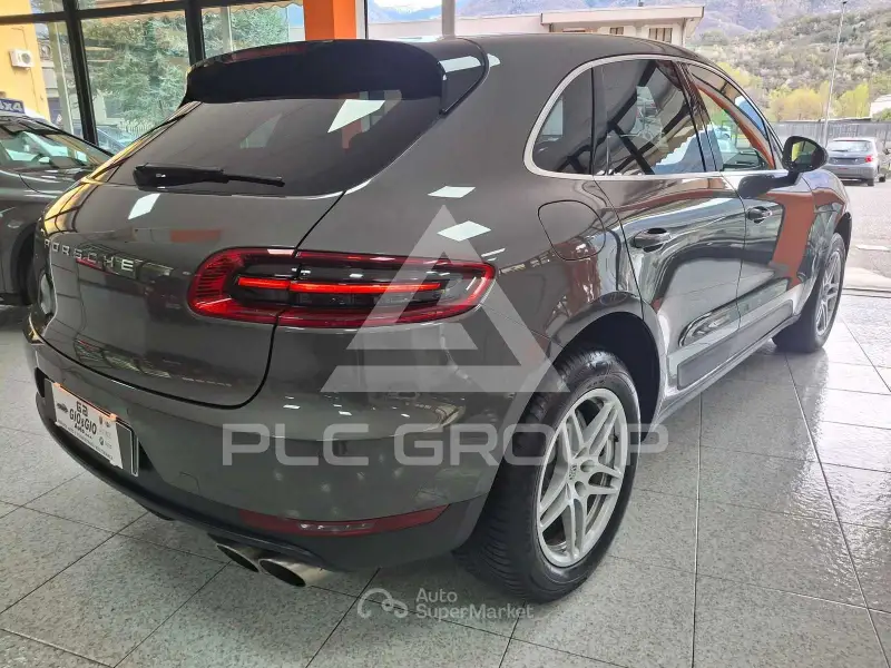 2015 Porsche MACAN
