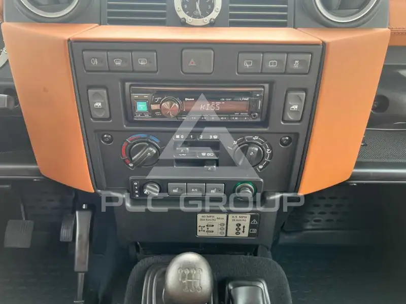 2015 Land Rover DEFENDER