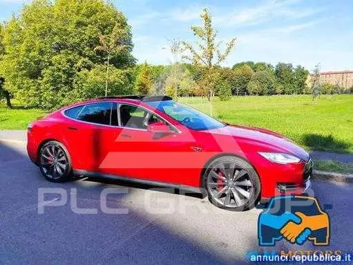 2015 Tesla Model S