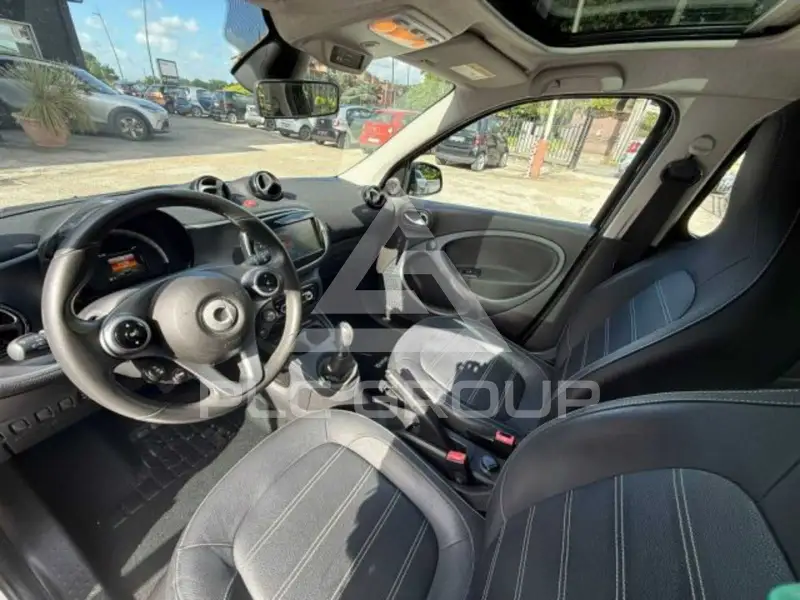 2015 Smart FORFOUR