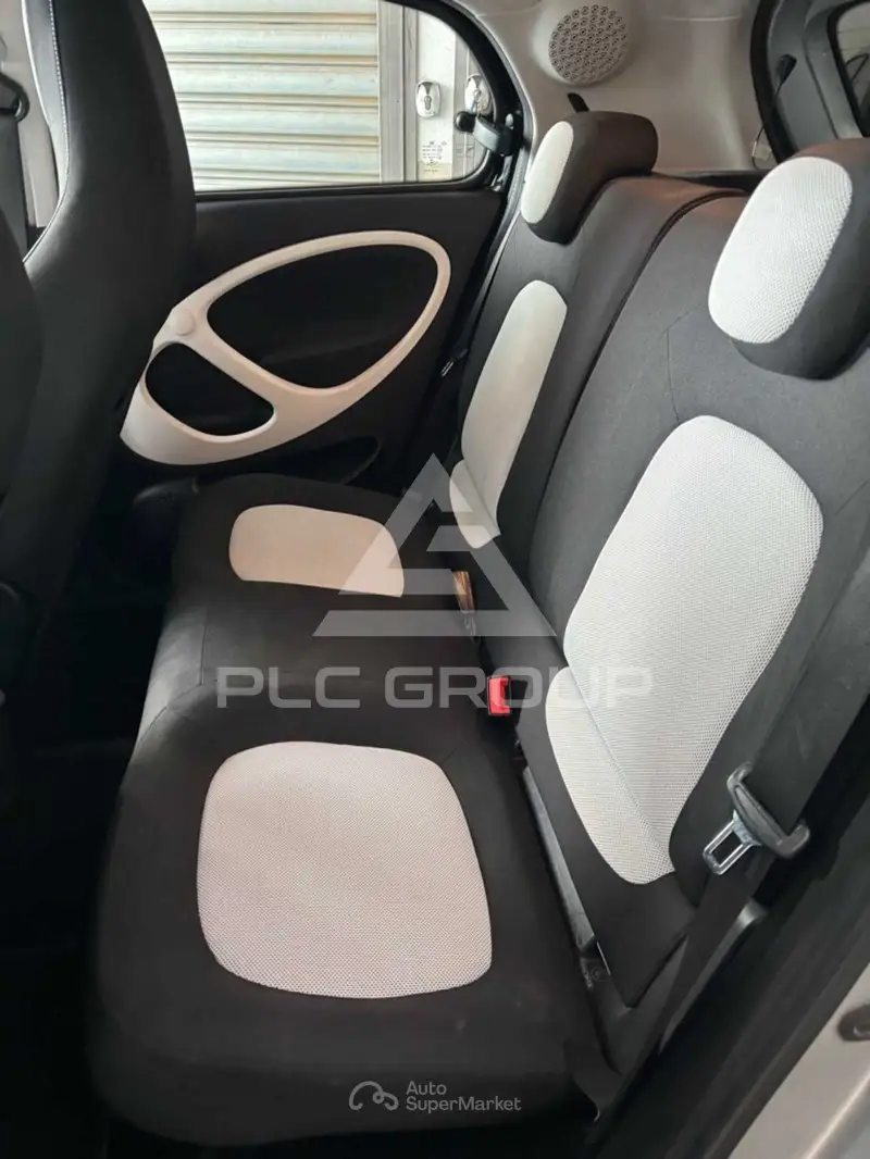2015 Smart FORFOUR