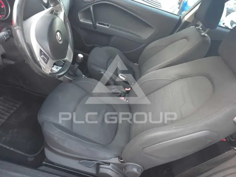 2015 Alfa Romeo Mito