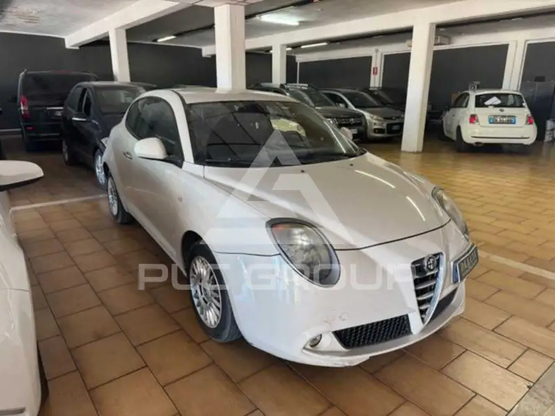 2015 Alfa Romeo Mito