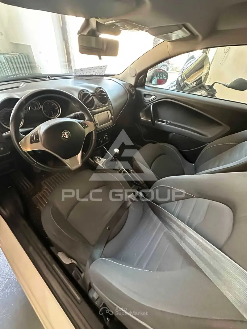 2015 Alfa Romeo Mito