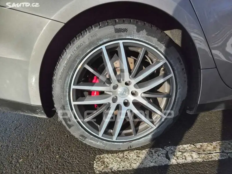 2015 Maserati GHIBLI
