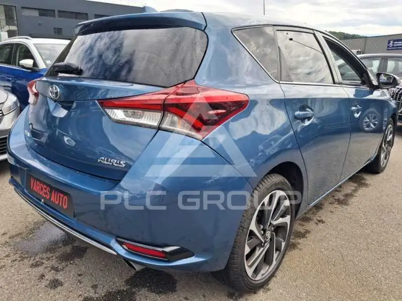 2015 Toyota AURIS