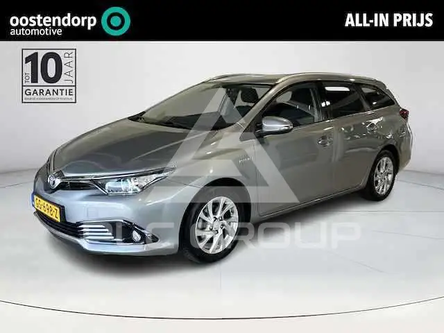 2015 Toyota AURIS