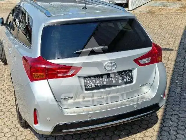 2015 Toyota AURIS