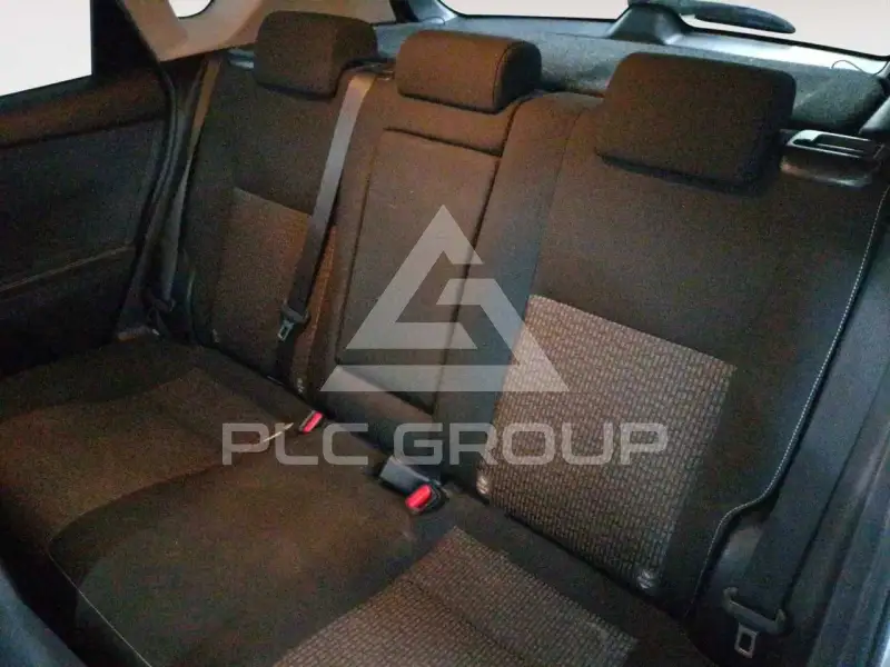 2015 Toyota AURIS