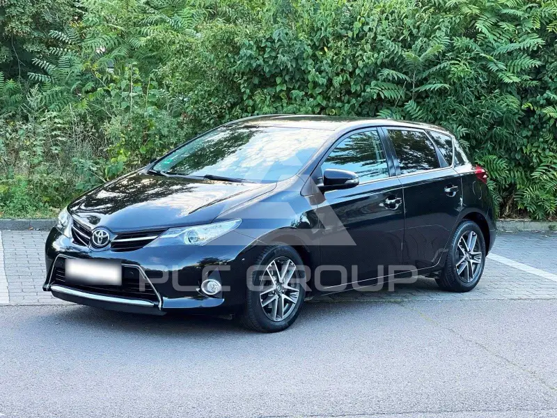 2015 Toyota AURIS
