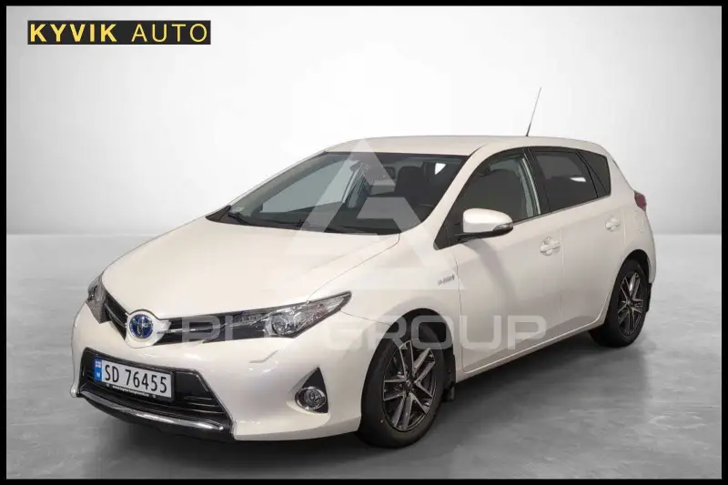 2015 Toyota AURIS