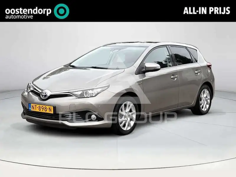2015 Toyota AURIS