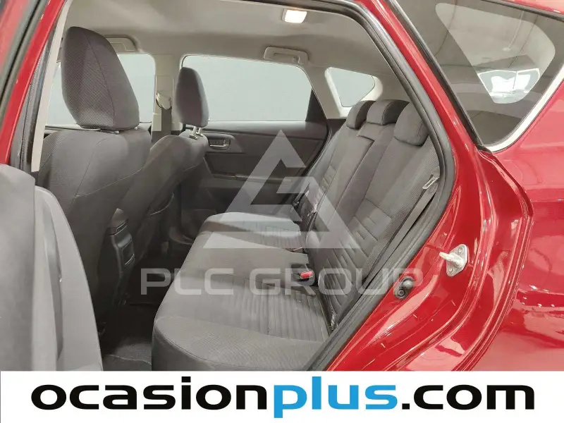 2015 Toyota AURIS