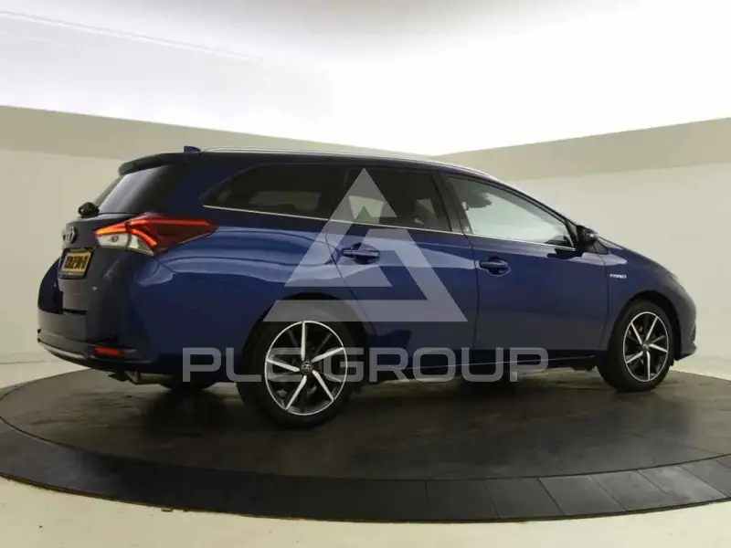 2015 Toyota AURIS