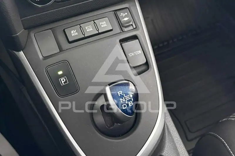2015 Toyota AURIS
