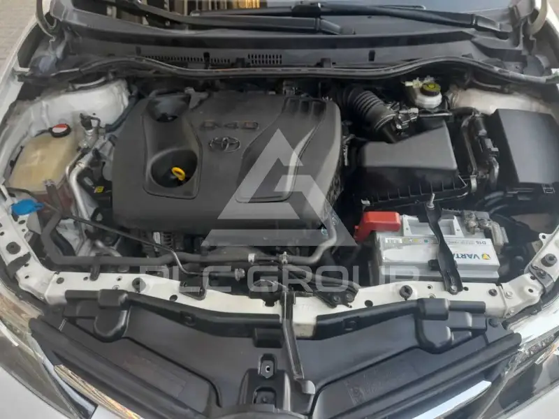 2015 Toyota AURIS