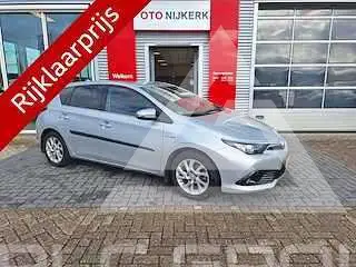 2015 Toyota AURIS