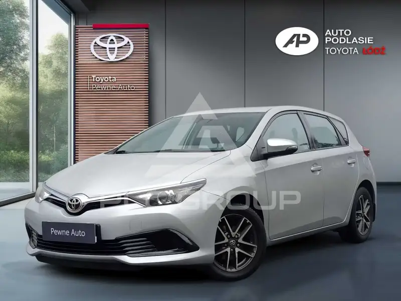 2015 Toyota AURIS