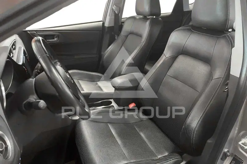 2015 Toyota AURIS