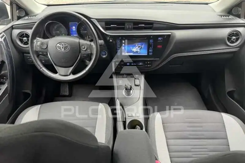 2015 Toyota AURIS