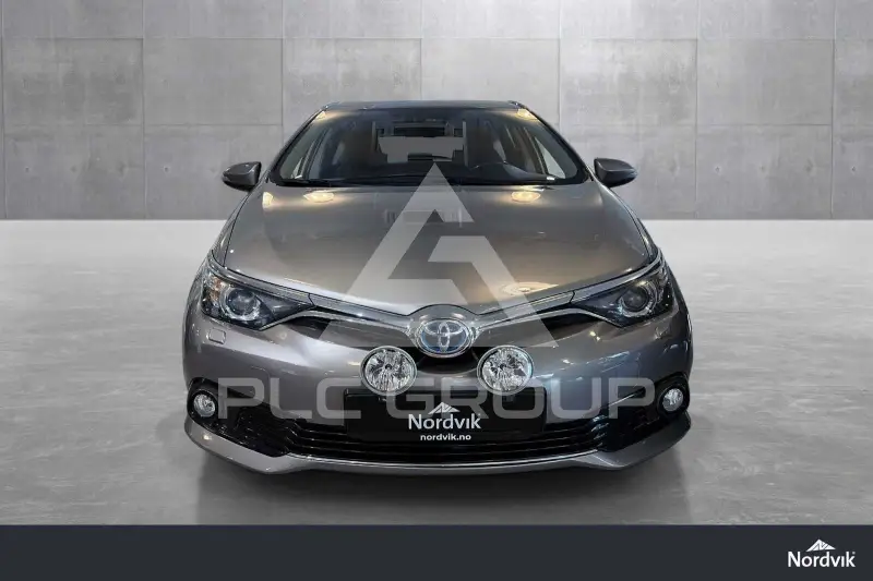 2015 Toyota AURIS