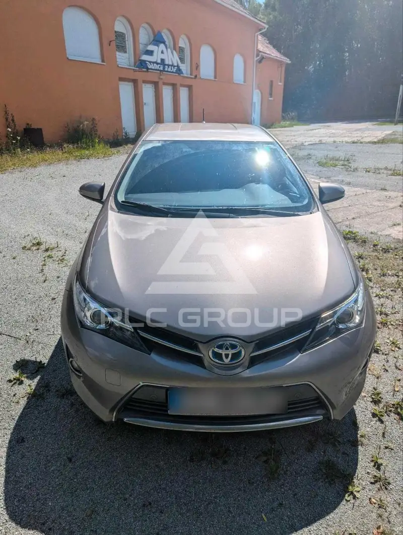 2015 Toyota AURIS