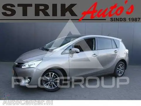 2015 Toyota VERSO