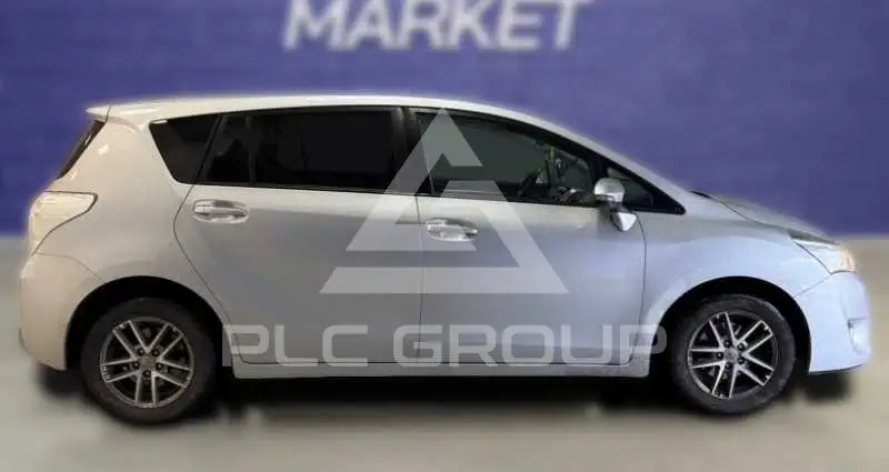 2015 Toyota VERSO