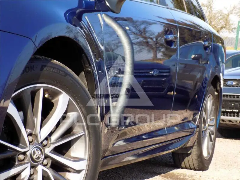 2015 Toyota Avensis