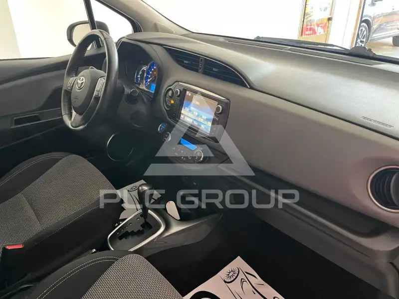 2015 Toyota YARIS