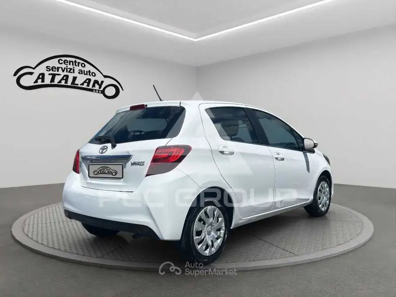 2015 Toyota YARIS