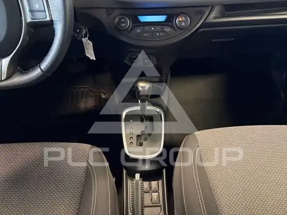 2015 Toyota YARIS