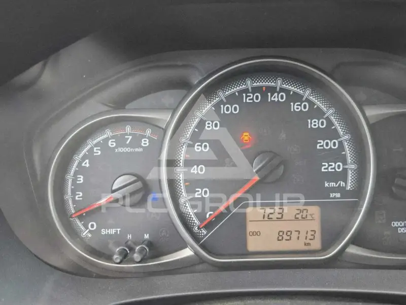 2015 Toyota YARIS