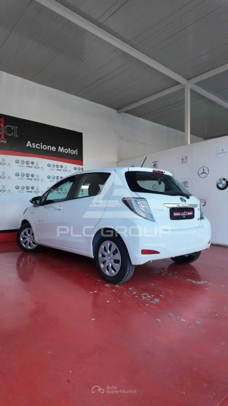 2015 Toyota YARIS