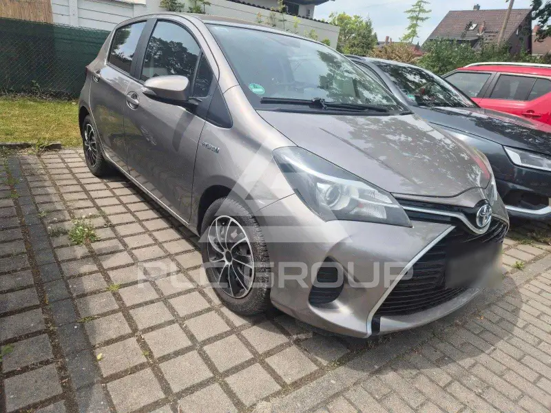 2015 Toyota YARIS
