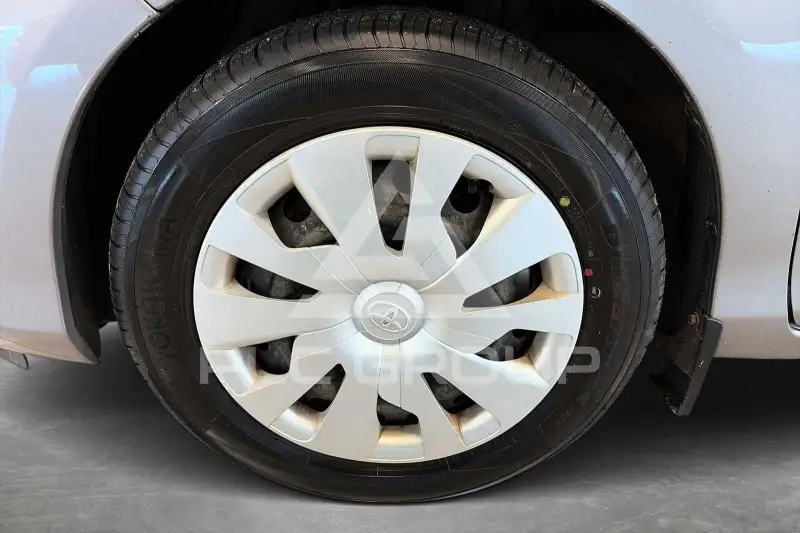 2015 Toyota YARIS