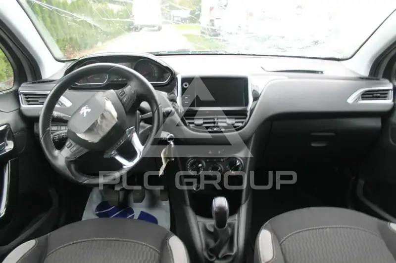 2015 Peugeot 208