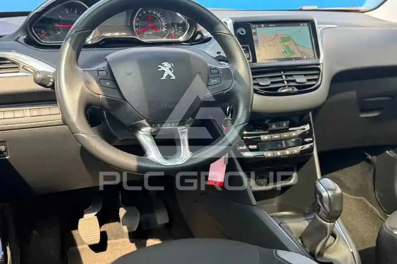 2015 Peugeot 208