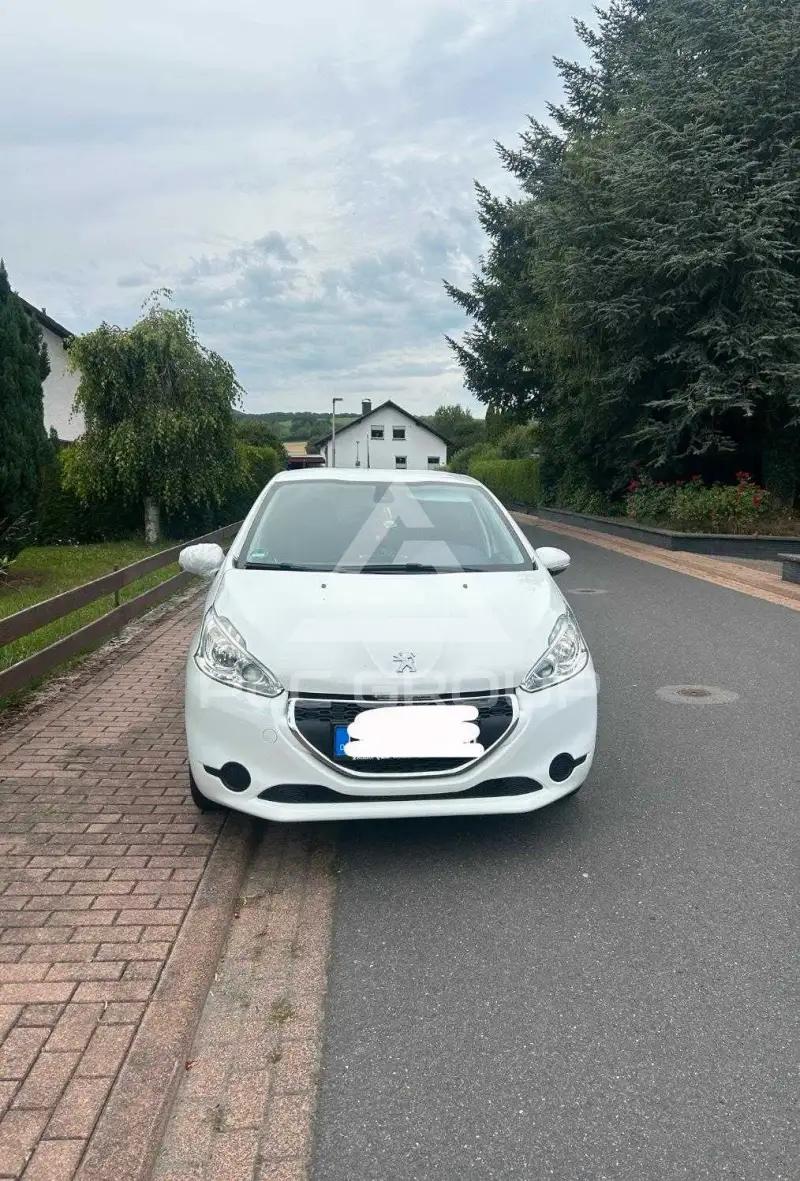 2015 Peugeot 208