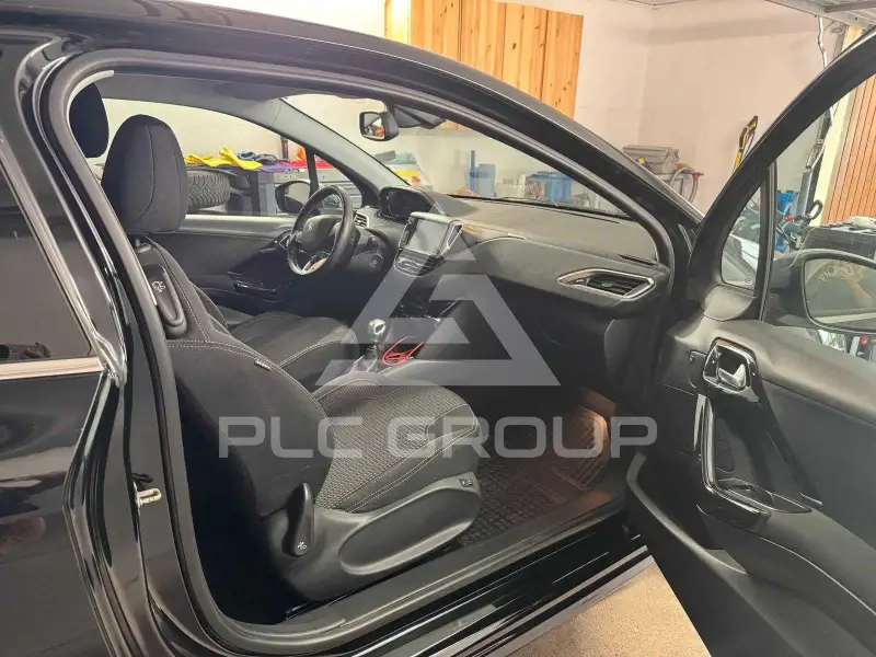 2015 Peugeot 208